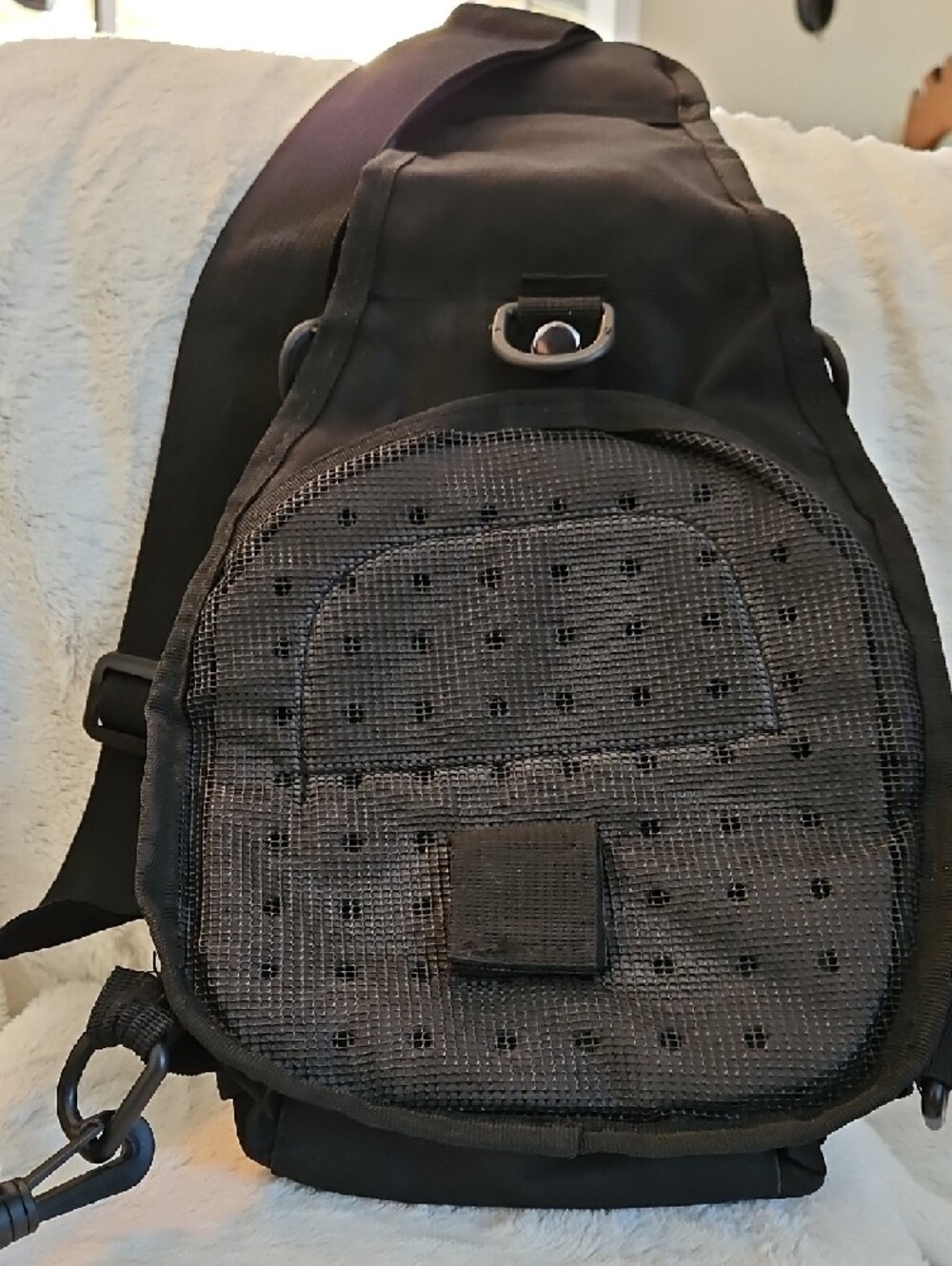 Source Unknown Men Or Women Black Tactical Crossbody Sling Bag - Picture 7 of 7